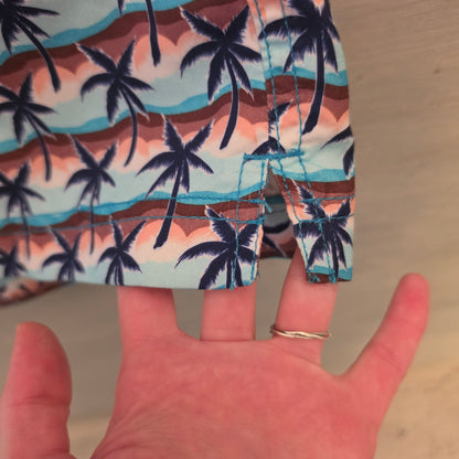 Land's End Men's Multicolor Wave Palm Tree Print Swim Shorts Size XXL Good Condition