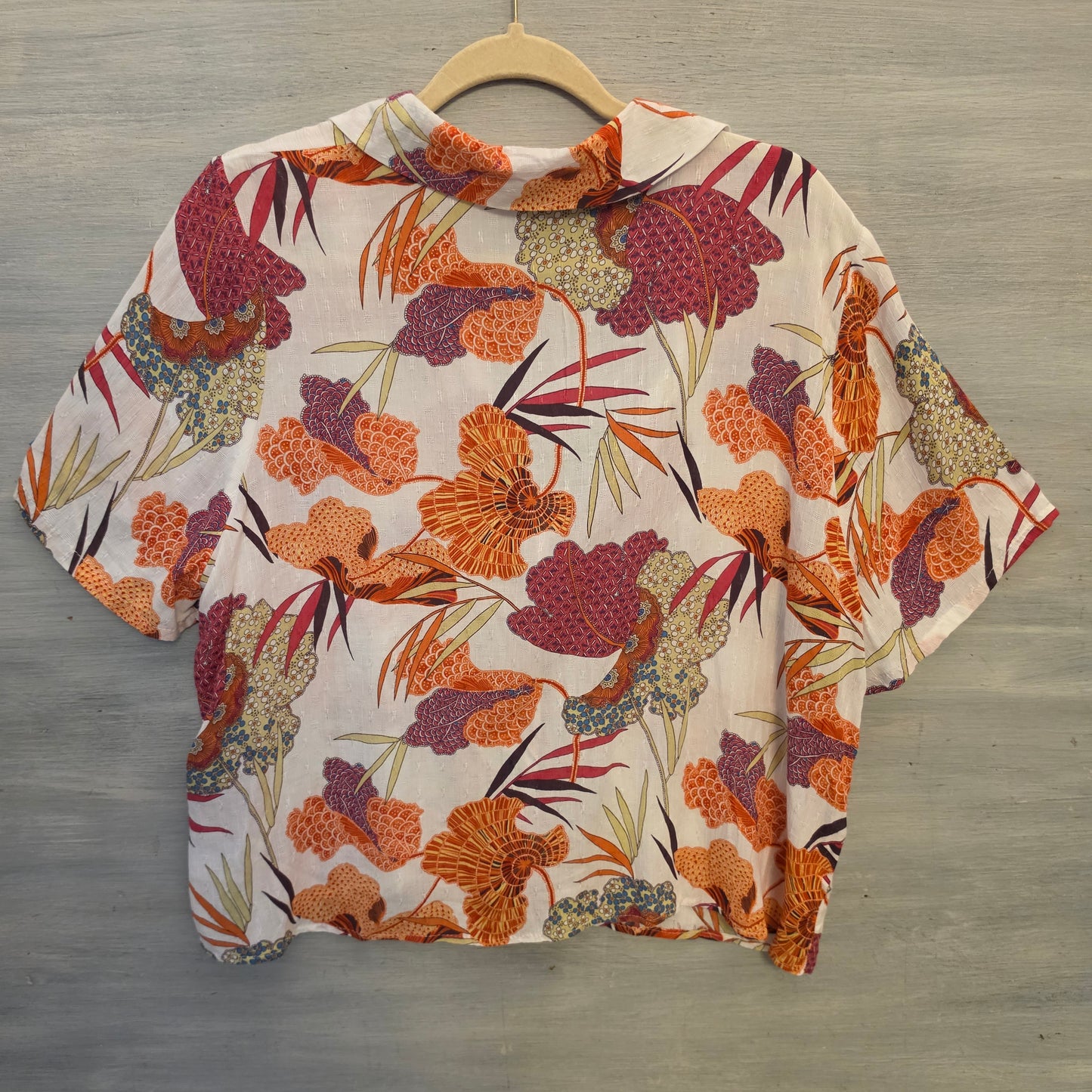Rachel Zoe Multicolor Floral Deep Collared Vneck Button Down Blouse Size XL Good Condition
