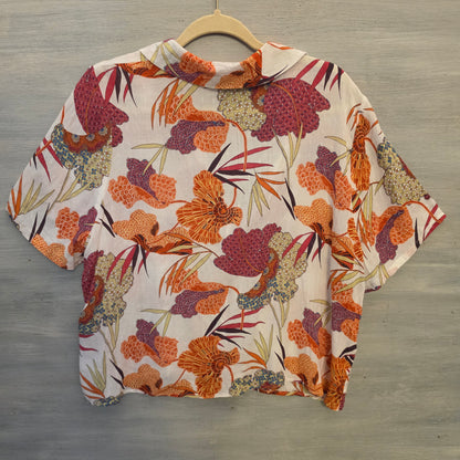 Rachel Zoe Multicolor Floral Deep Collared Vneck Button Down Blouse Size XL Good Condition