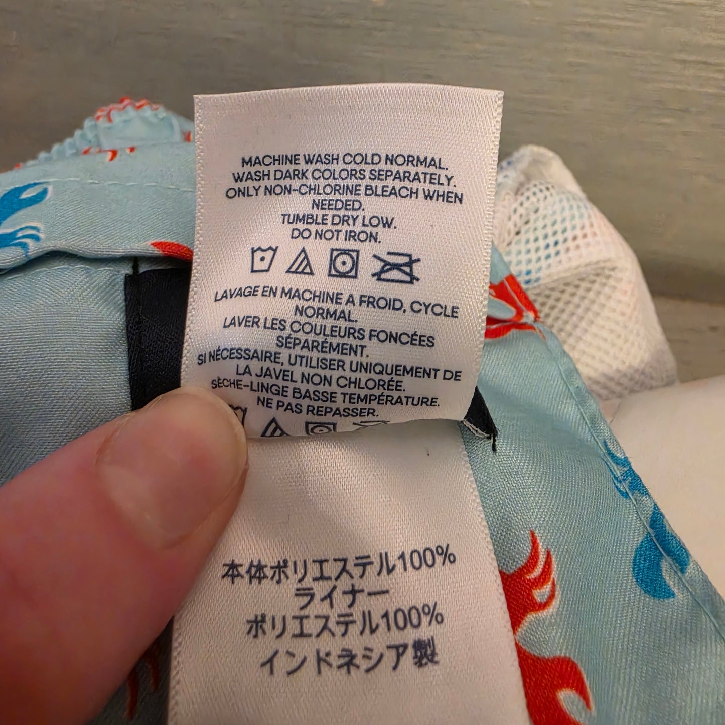 Land's End Men's Light Blue Multicolor Crab Print Swim Trunks Size XXL(44-46) Good Condition