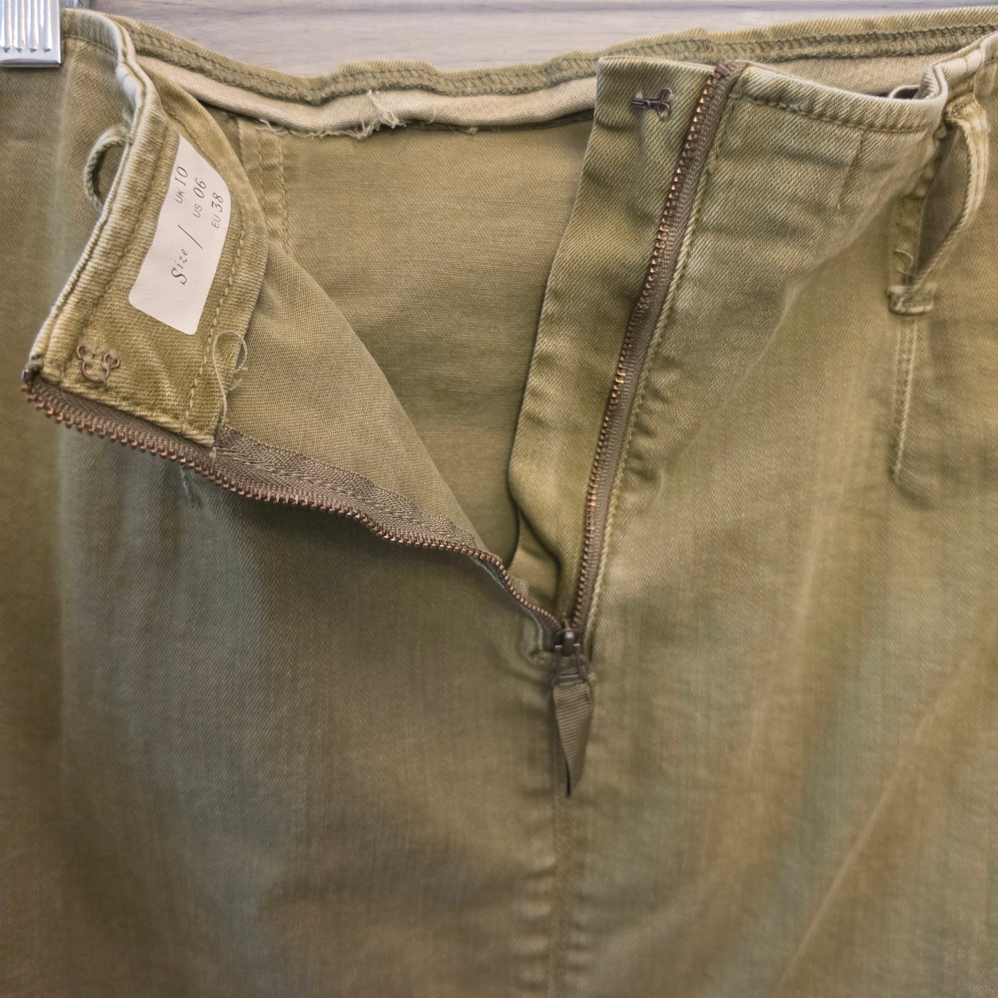 Pilcro & the Letterpress by Anthropologie "Charlie" Denim Mini Skirt Size U.S. 6 Good Condition