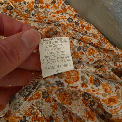 Shein Curve Peach Floral Print Vneck Tie Front Babydoll Blouse Size 1X Good Condition