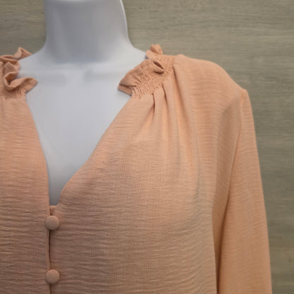 Entro Apricot Ruffle Split Collar Vneck Button Down Blouse Size Large Good Condition