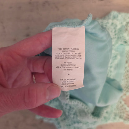Rewind 100% Cotton Outer Mint Green Boho Crochet Lace Lined Mini Shorts Size Large Good Condition