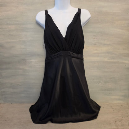 Jones New York Black Satiny Vneck Sleeveless Aline Mini Cocktail Dress Size Large Good Condition