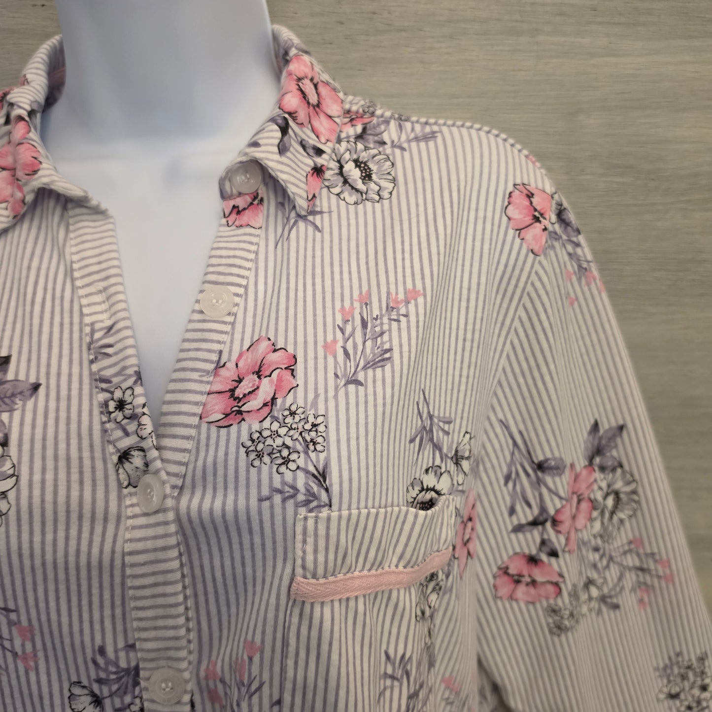 Vintage Laura Ashley 60% Cotton Floral Striped Pajama Sleepwear Set Size Medium Good Condition