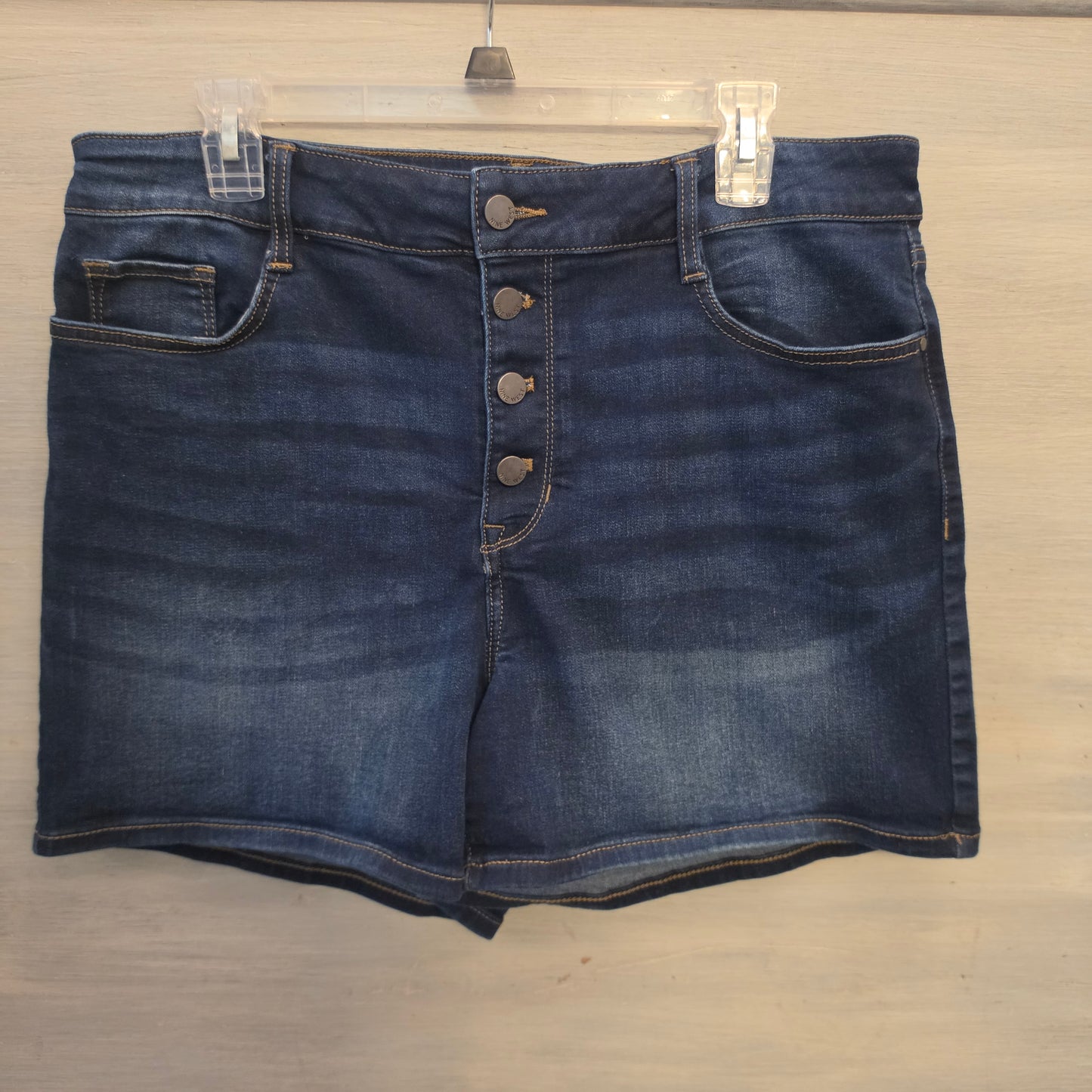 Nine West Dark Wash High Waist Button Down Denim Shorts Size 14 Good Condition
