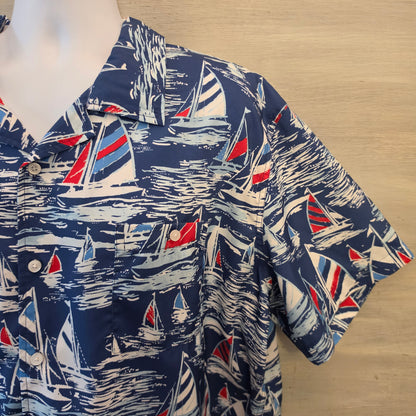 Crown & Ivy Classic Fit Sailboat Print Short Sleeve Button Down Shirt Size XXL Good Condition