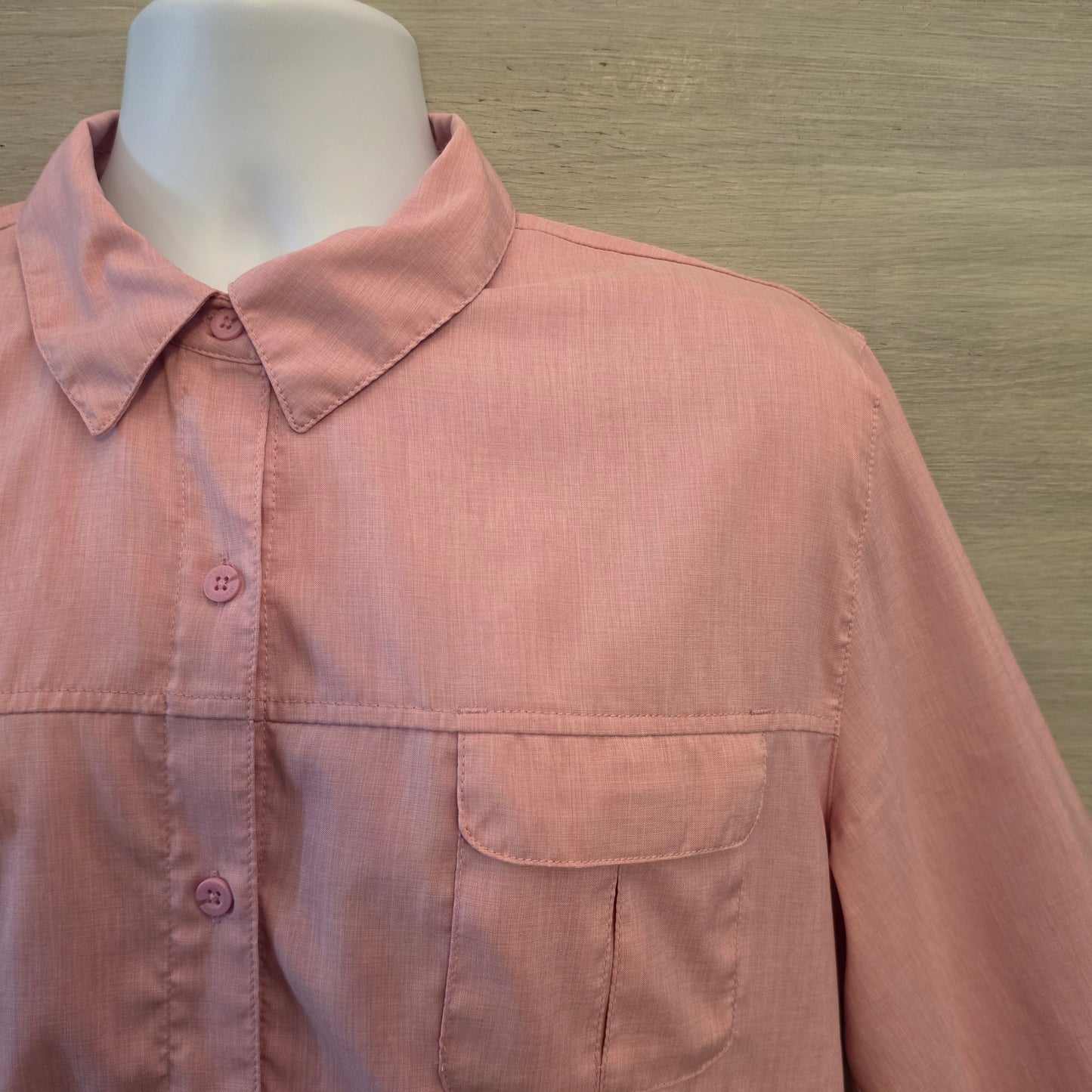 Magellan Outdoors Pink Classic Fit Fish Gear Button Down Shirt Size XXL Good Condition