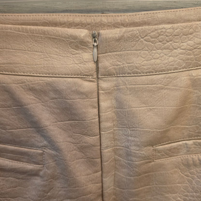 Loveriche Beige Faux Snakeskin Mini Skirt with Notched Hem Size Medium Good Condition