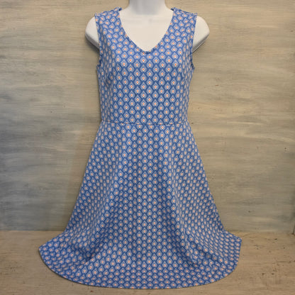Talbots Floral Medallion Print Vneck Sleeveless Knee Length Dress Size Small Good Condition