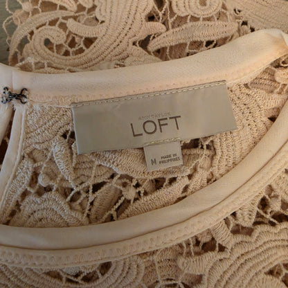 Ann Taylor Loft Blush Pink Crochet Paisley Lace Open Knit Blouse Size Medium Good Condition